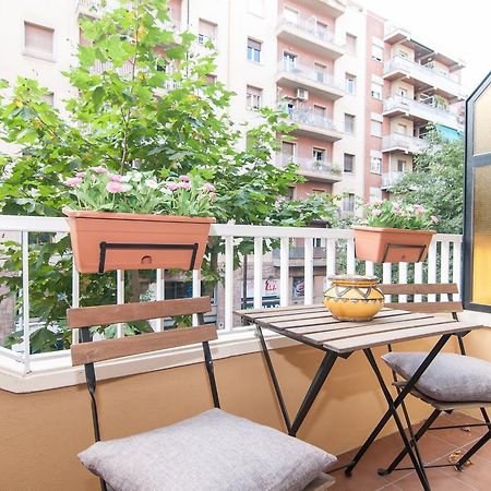 Montaber Apartments - Sagrada Familia Barcelona Buitenkant foto