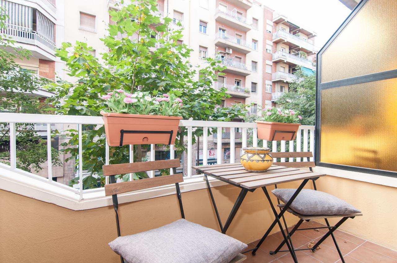 Montaber Apartments - Sagrada Familia Barcelona Buitenkant foto